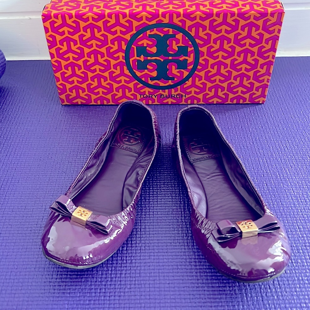 Tory Burch Eddie Patent Bow Flex Ballet Flat, plum purple, size 7.5